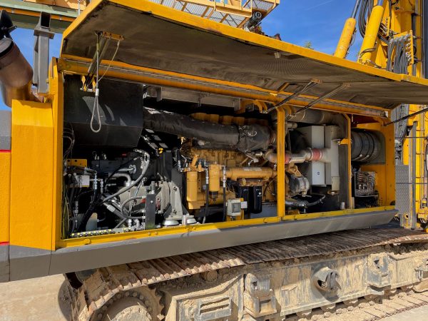 ABI TM 14/17 Vibratory Piling Rig