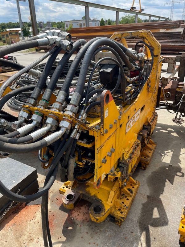 ABI TM 14/17 Vibratory Piling Rig