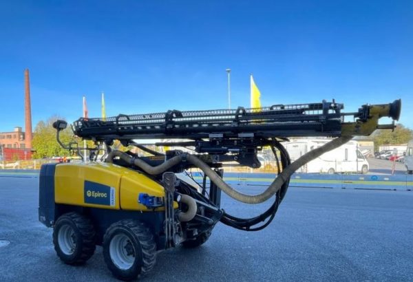 Perfuratriz Atlas Copco FlexiROC T15R