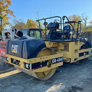 Roller Caterpillar CB-434C