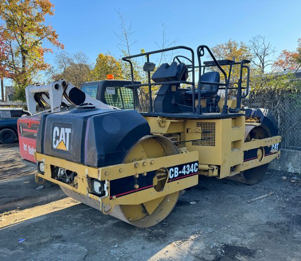 Caterpillar CB-434C Wals