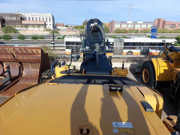 Caterpillar PM-310 Road Planer