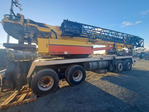 Grove TMS900E Mobile Crane