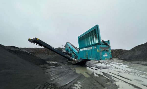 Powerscreen Chieftain 1700X スクリーン