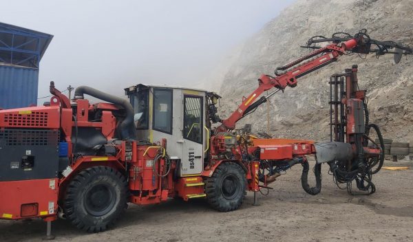 Sandvik DS411-C ondergrondse rotsboor