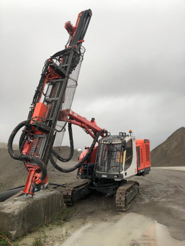 Sandvik Ranger DX800 Rock Drill