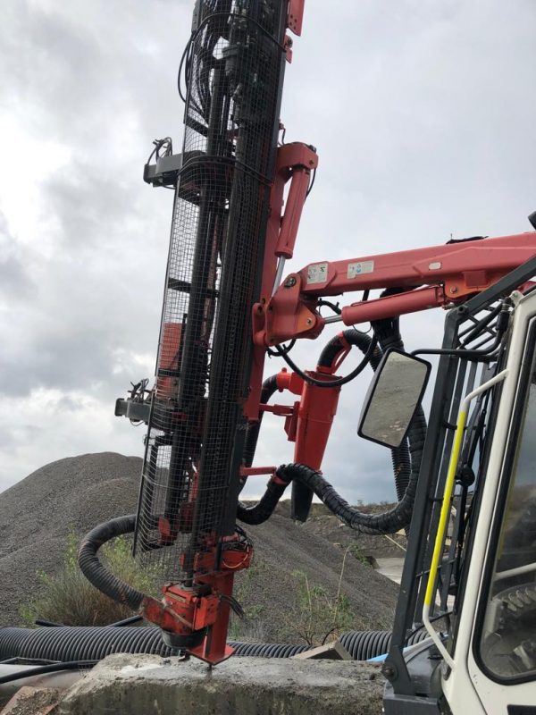 Sandvik Ranger DX800 Rock Drill