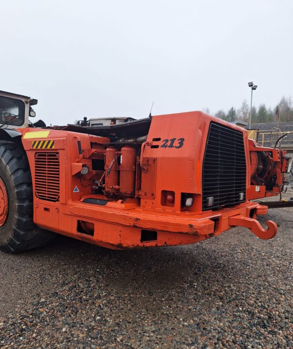 Sandvik LH517 Underground Loader