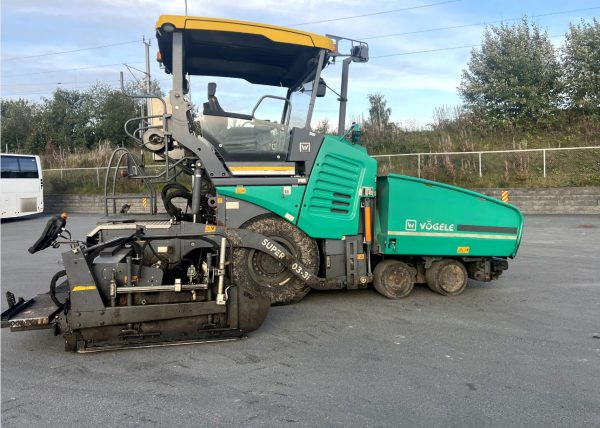 Vogele Super 1803-3i Paver