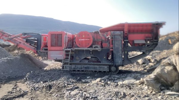 Frantoio a mascelle Terex Finlay J-1170