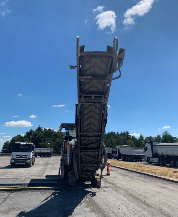 Wirtgen W 200 i Road Planer