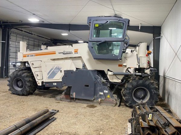 Wirtgen WR 2500 S Soil Stabilizer