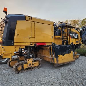 Caterpillar PM-825 Cold Planer