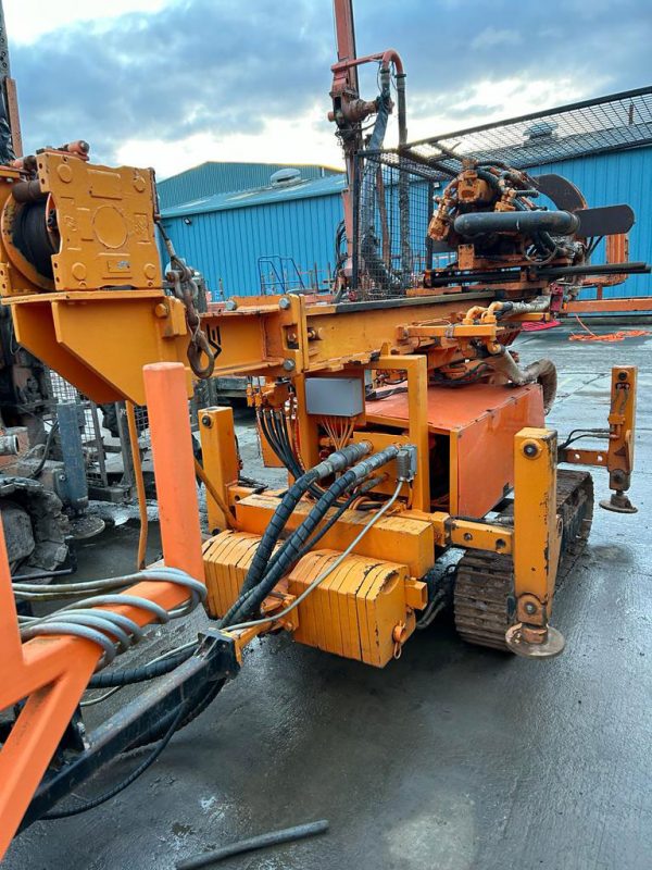 Hutte HBR 302 Micro Piling Rig