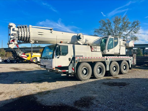 Liebherr LTM 1070-4.2 Mobile Crane