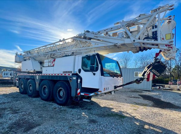 Liebherr LTM 1070-4.2 Mobile Crane