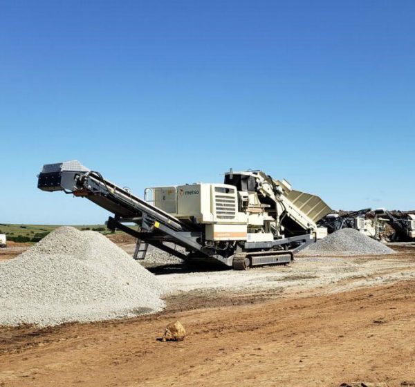 Metso LT7150 Penghancur Dampak Poros Vertikal