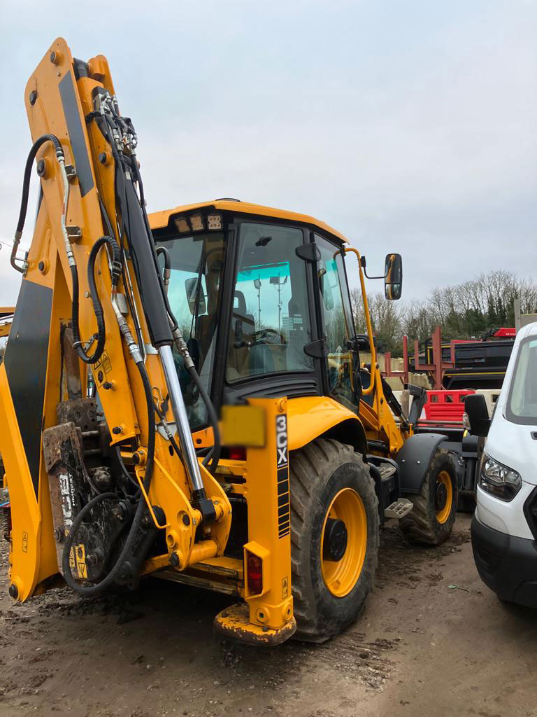 JCB 3CX Backhoe Loader Omnia Machinery