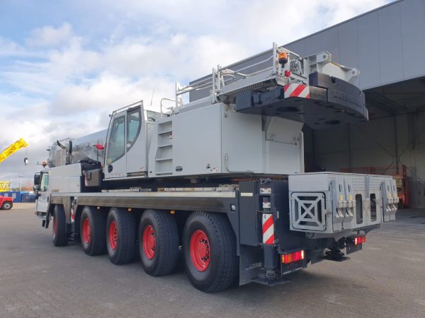 Liebherr LTM 1095-5.1 เครนเคลื่อนที่