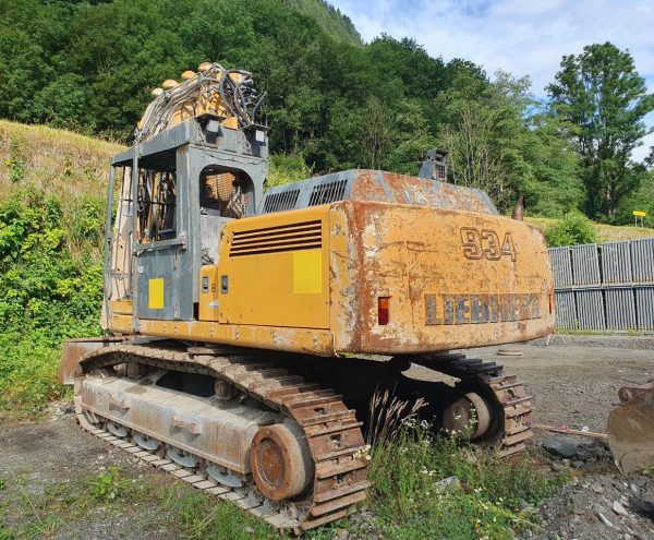 Liebherr R943T ondergrondse graafmachine