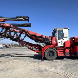 Sandvik DT820-SC 地下ロックドリル