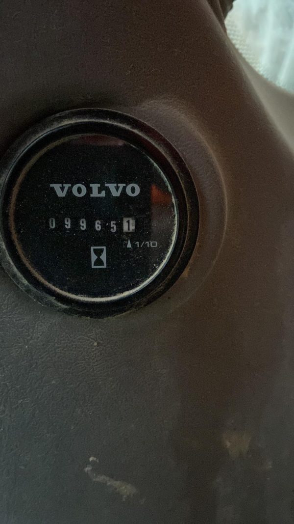 Экскаватор Volvo EC700CL
