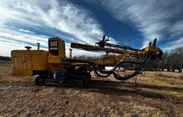 Taladro de roca Caterpillar MD5090