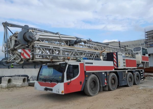 Liebherr MK 88 เครนเคลื่อนที่