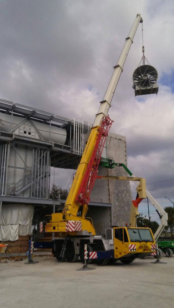 Guindaste Móvel Terex Demag AC 80-2