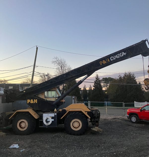 P & H Omega 40 Mobile Crane