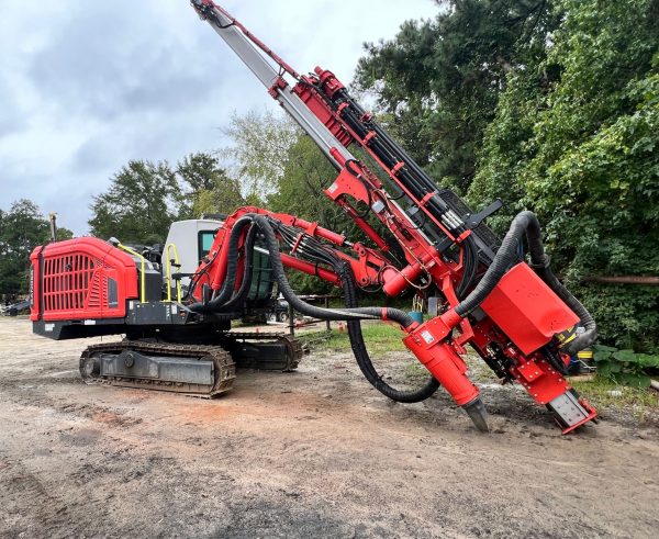 Perceuse à roche Sandvik DX900i