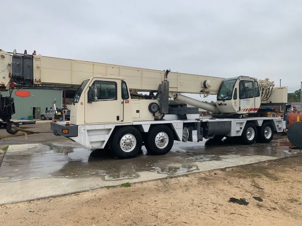 Grúa móvil Terex T560