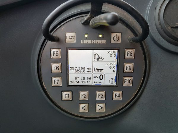 Żuraw mobilny Liebherr LTM 1200-5.1