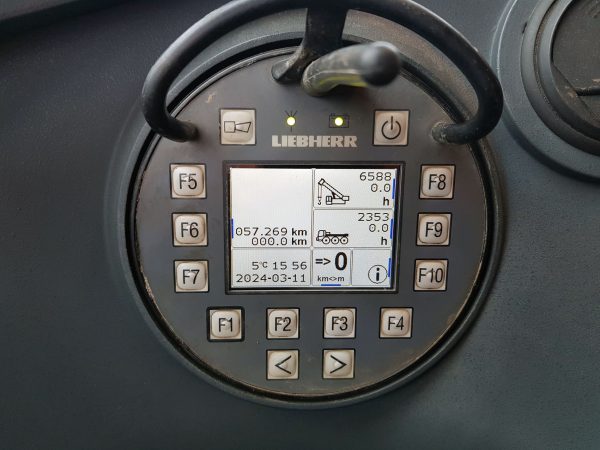 利勃海尔 LTM 1200-5.1 移动式起重机