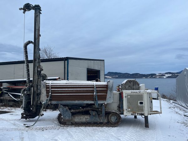 Rig Gerudi Geoteknikal Qmatec Nemek 407TS