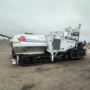 Асфальтоукладчик Roadtec RP-195e