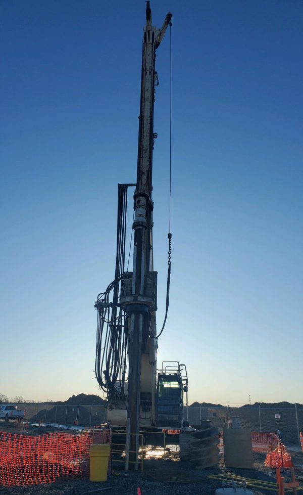 Soilmec SR-75 ロータリー杭打ちリグ