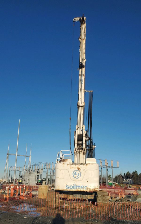 Soilmec SR-75 ロータリー杭打ちリグ