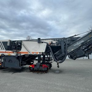 Wirtgen W 220 Road Planer