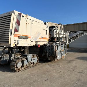 Wirtgen W 2200 コールドプレーナー