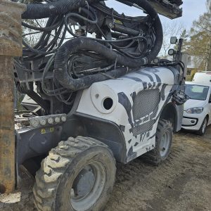 Foreuse à roche Atlas Copco FlexiROC T20 R-01