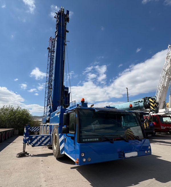 Liebherr MK 140 Plus Tower Crane