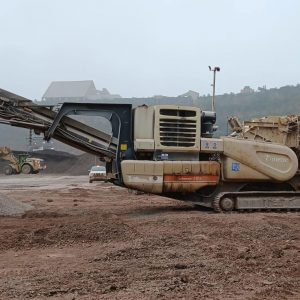 Trituradora de impacto Metso LT1213