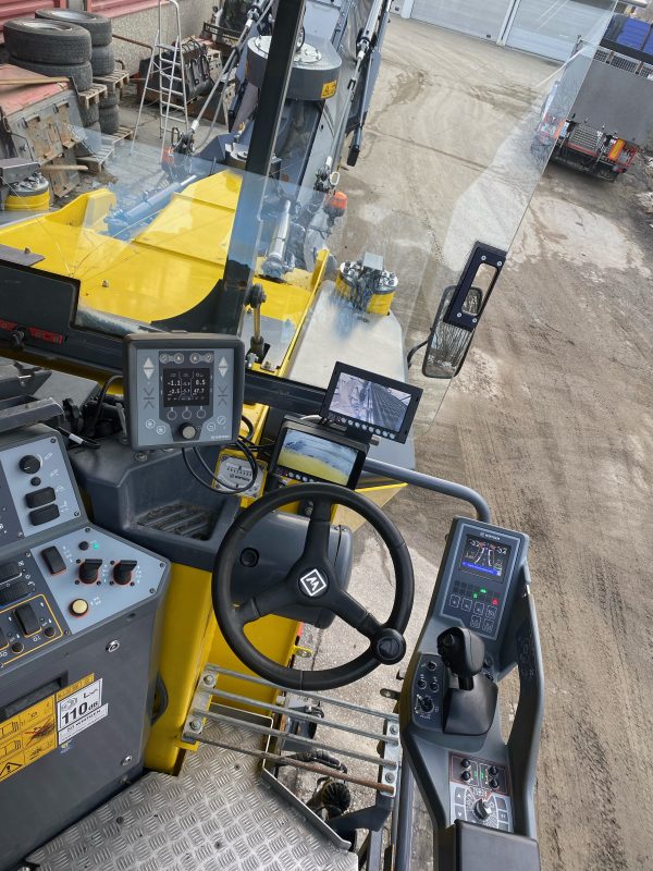 Wirtgen W 150 CFI Road Planer