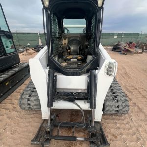 Bobcat T870 (1)