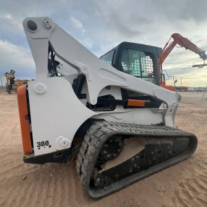 Bobcat T870 (2)