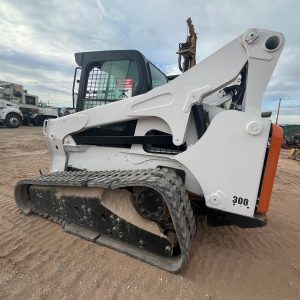 Bobcat T870 (3)