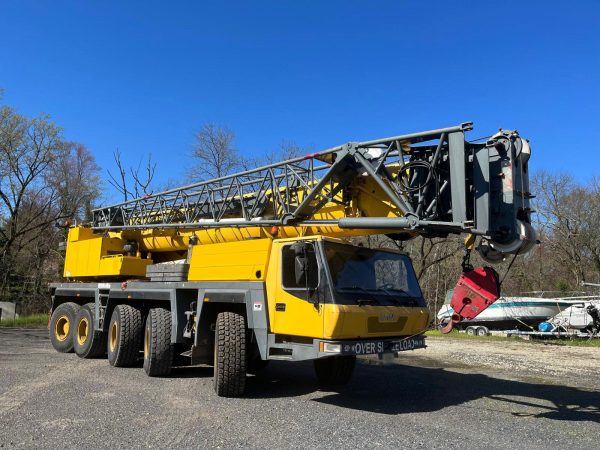 Grove GMK 5165 Mobile Crane