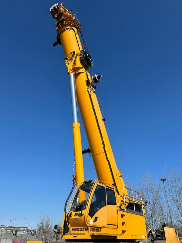 Grove GMK 5250L Mobile Crane