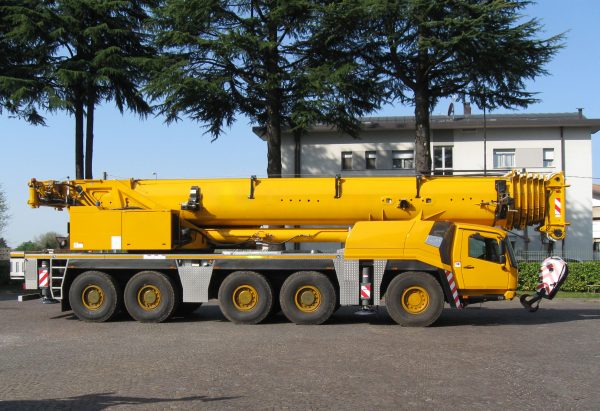 Grove GMK 5250L Mobile Crane